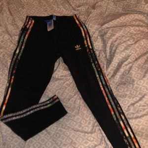 Floral print Adidas leggings
